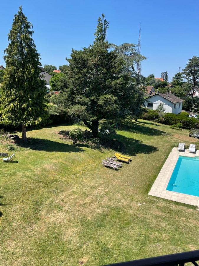 Holiday Home Villa Castel Marie Louise Neris-les-Bains Exterior photo